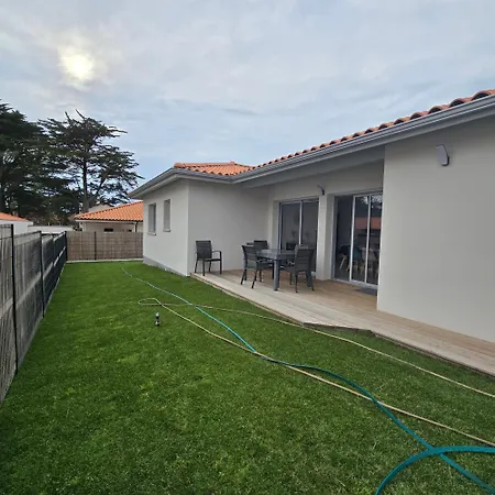 Maison Calme A Deux Pas De L'ocean