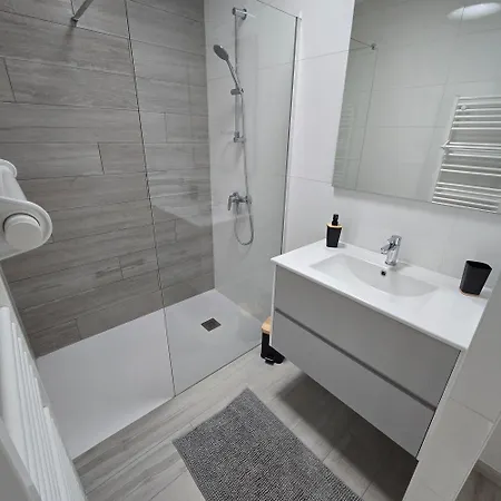 Maison Calme A Deux Pas De L'ocean